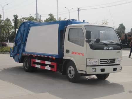 楚飞牌CLQ5071ZYS5型压缩式垃圾车