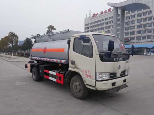 楚飞牌CLQ5070GRY5型易燃液体罐式运输车