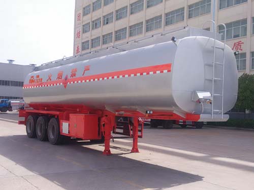 楚飞牌CLQ9404GYY型运油半挂车