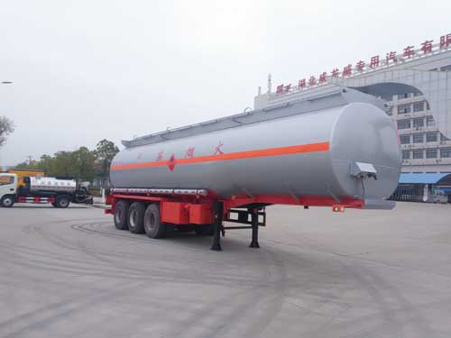 楚飞牌CLQ9400GYYC型运油半挂车