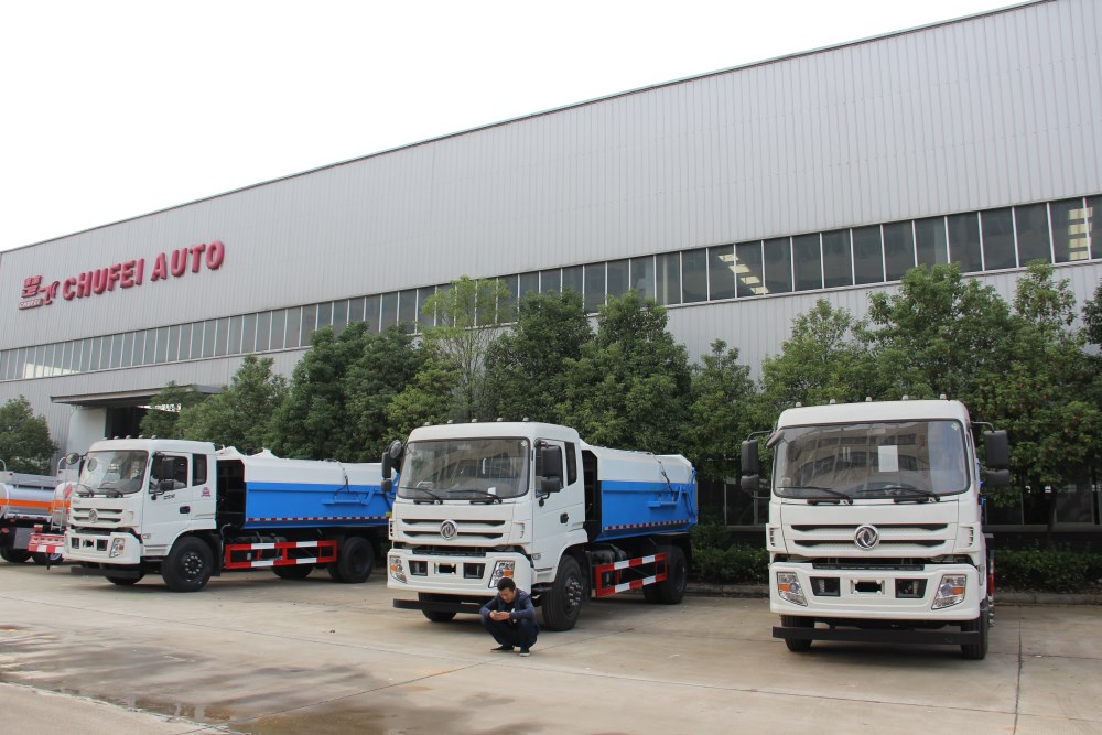 广东省肇庆市忠良环境卫生6台自装卸式垃圾车顺利交车